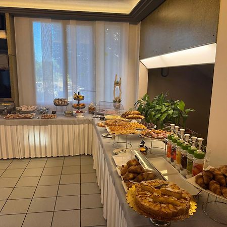 Park Hotel Castrocaro Terme Bagian luar foto